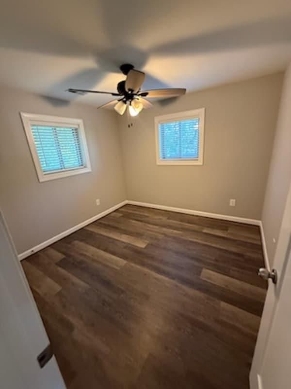 Photo - 306 W College St