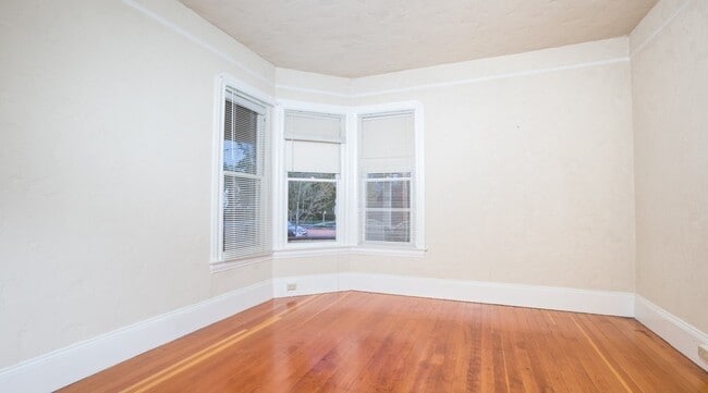 Photo - 313 Tucker St Unit B