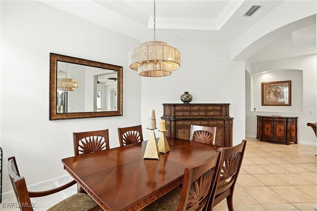 Building Photo - 10080 Valiant Ct Unit 202