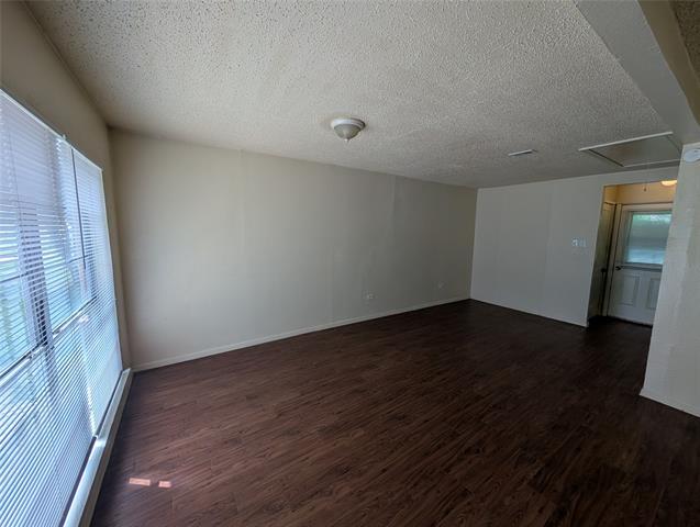 Photo - 3827 Black Oak Dr