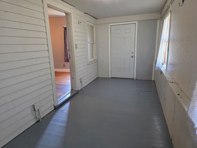 Photo - 1032 N Elmer St