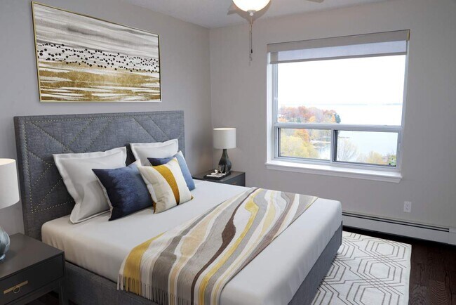 Photo - The Waterside