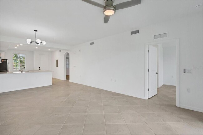 Photo - 14161 Heritage Landing Blvd Unit 1115