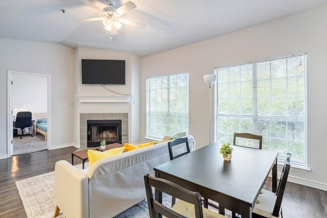 Photo - 1005 W 23rd St Unit ID1318654P