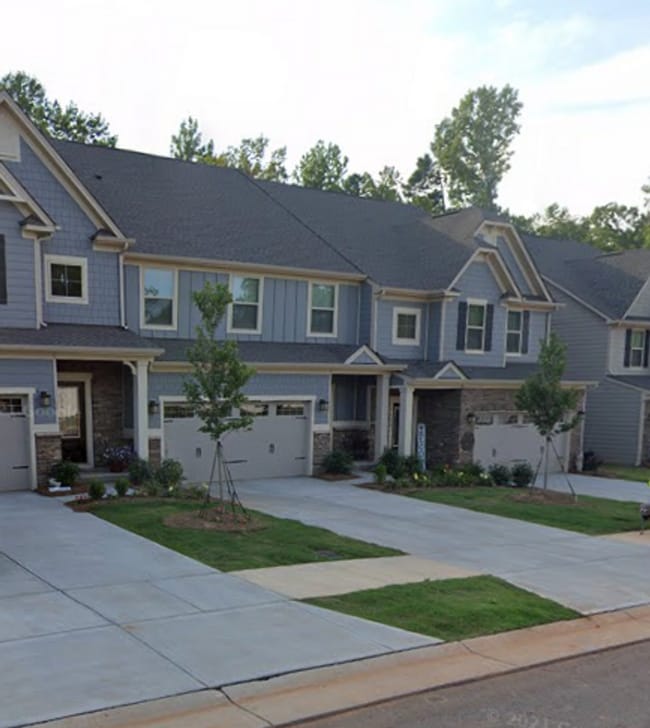 Building Photo - 3 bed, 2.5 bath Townhouse with 2 car garage AVAILABLE Soon  in Mooresville