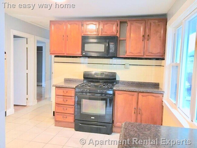 Photo - 62 Woods Ave Apartamento Unidad #2