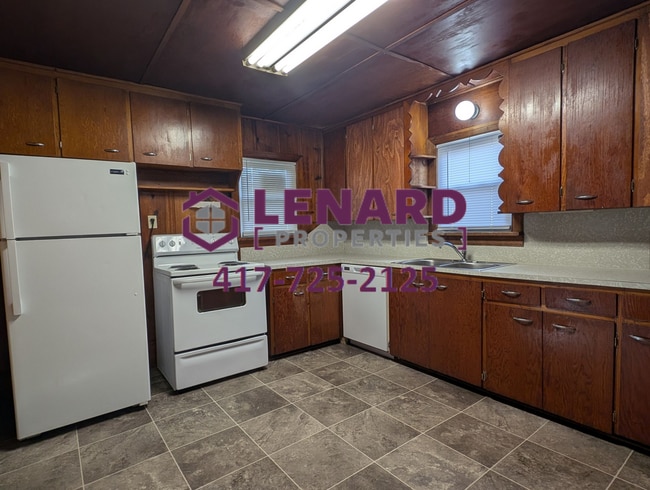 Photo - Spacious 3 Bedroom Home!