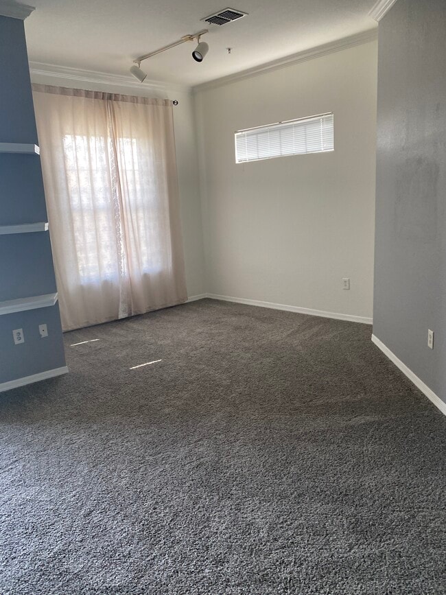 Building Photo - 8397 38th Street Cir E Unit Lenka305