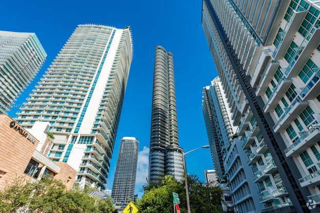 Building Photo - 1000 Brickell Plaza Rental