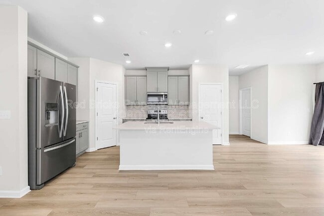 Photo - 2220 Belterra Dr