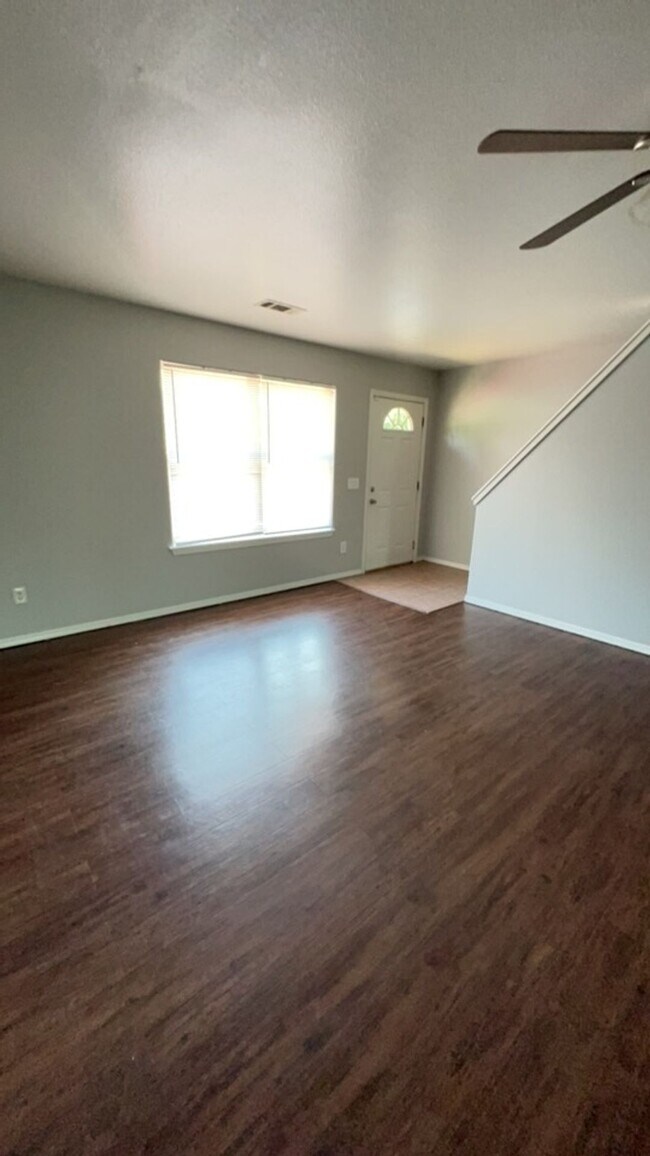 3 Bedroom 2.5 Bath