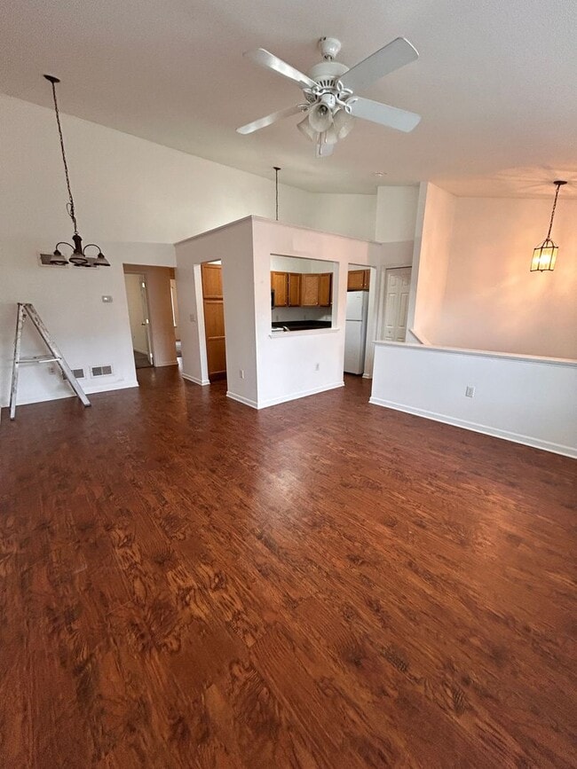 Photo - 3 Bed 2 Bath Townhouse In Mountville For Rent!