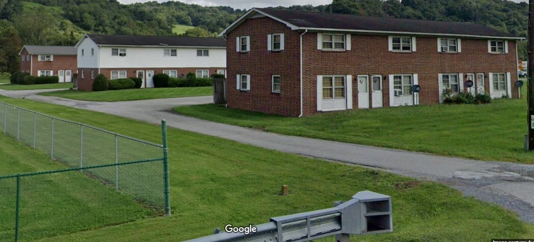 Photo - Hickory Hills Townhomes Unit 8