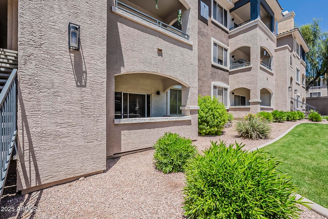 Photo - 5345 E Van Buren St