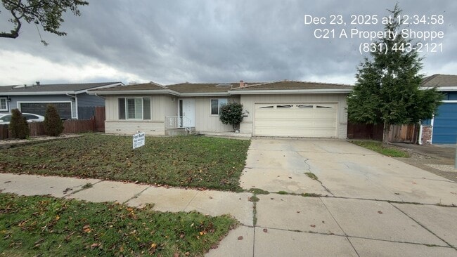 Building Photo - 744 Atherton Cir