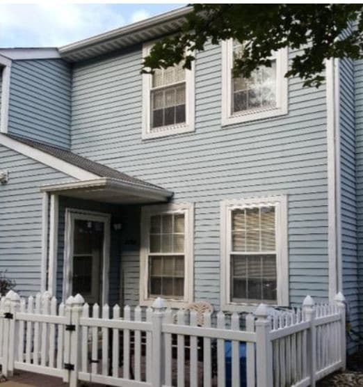 Building Photo - 2401 Greensward N Rental