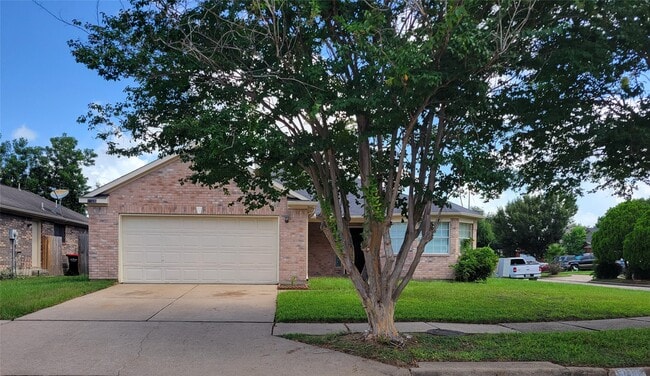 Building Photo - 19330 Larissa Dr Rental
