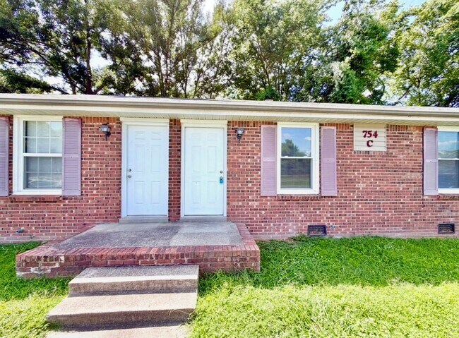 Photo - Bancroft Circle Apartments Unit 754 C