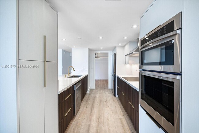 Photo - 2000 Towerside Terrace Unit 1506