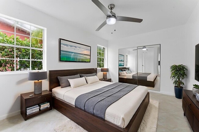 Photo - 5015 S Olive Ave