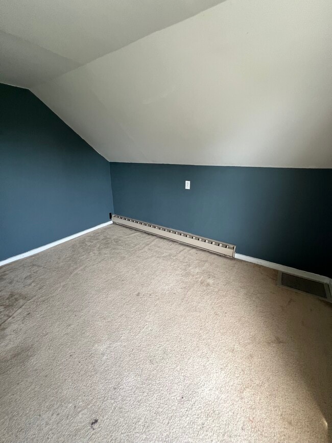 Photo - 131 West St