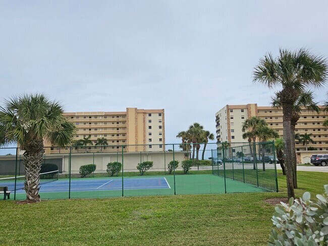 Building Photo - 1890 N Atlantic Ave Unit 506 Rental