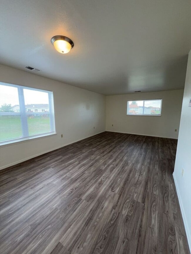 239 Mellette Ct