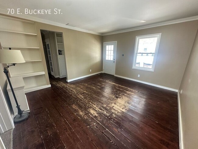 Photo - 70 E Buckeye St