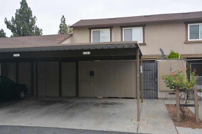 Antioch 3 bedroom, 1 1/2 bath, 2 story tow... - Antioch 3 bedroom, 1 1/2 bath, 2 story tow... Townhome