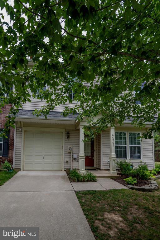 Building Photo - 44241 Beaver Creek Dr