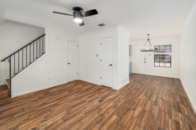 Photo - 204 Northwest Dr Unidad F