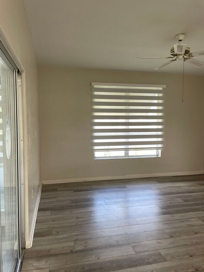 Photo - Convenient Port Charlotte Location!