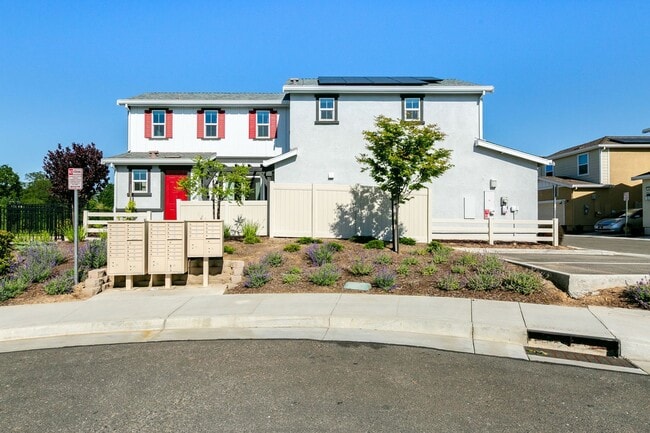Building Photo - Citrus Heights AMAZING FLOOR-PLAN (Solar) ... Rental