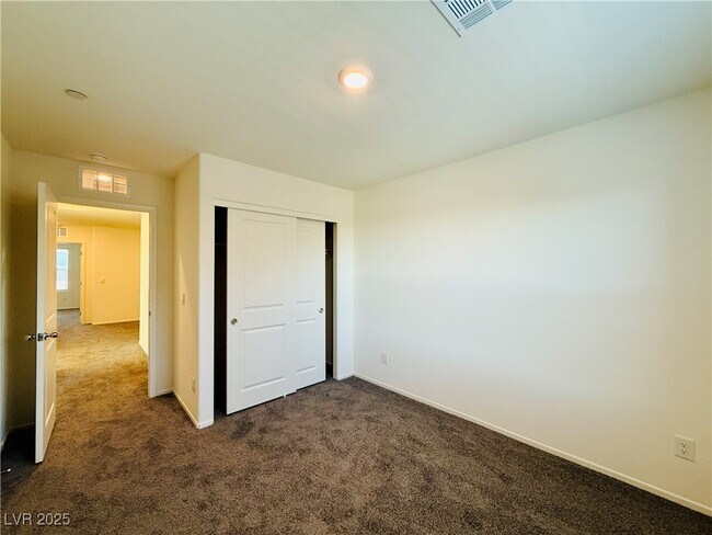 Photo - 2562 Blue Passion Ave