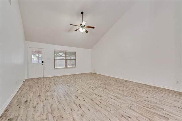 Photo - 1816 Castle Creek Dr