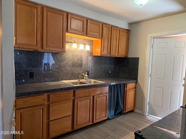 Photo - 6943 E Latham St