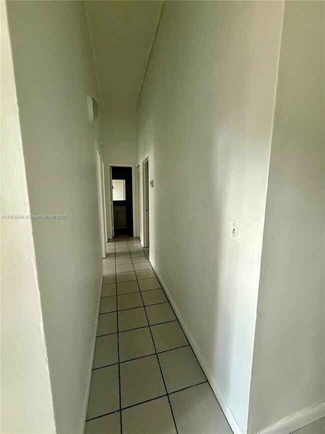 Photo - 6703 NW 192nd Terrace