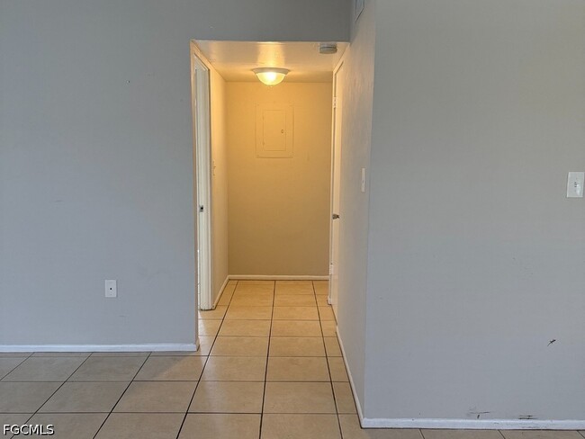 Photo - 1830 Maravilla Ave Unit 814