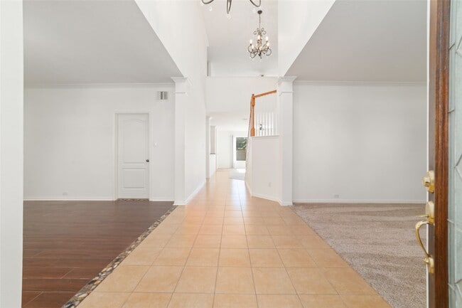 Building Photo - 2618 Bridgestone Park Ln