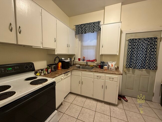 Photo - 10 Browne St Condo Unit 2