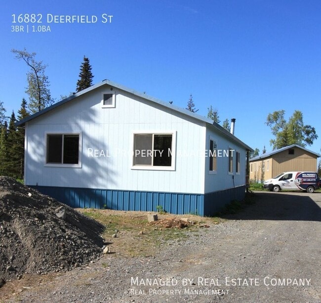 Photo - 16882 Deerfield St House