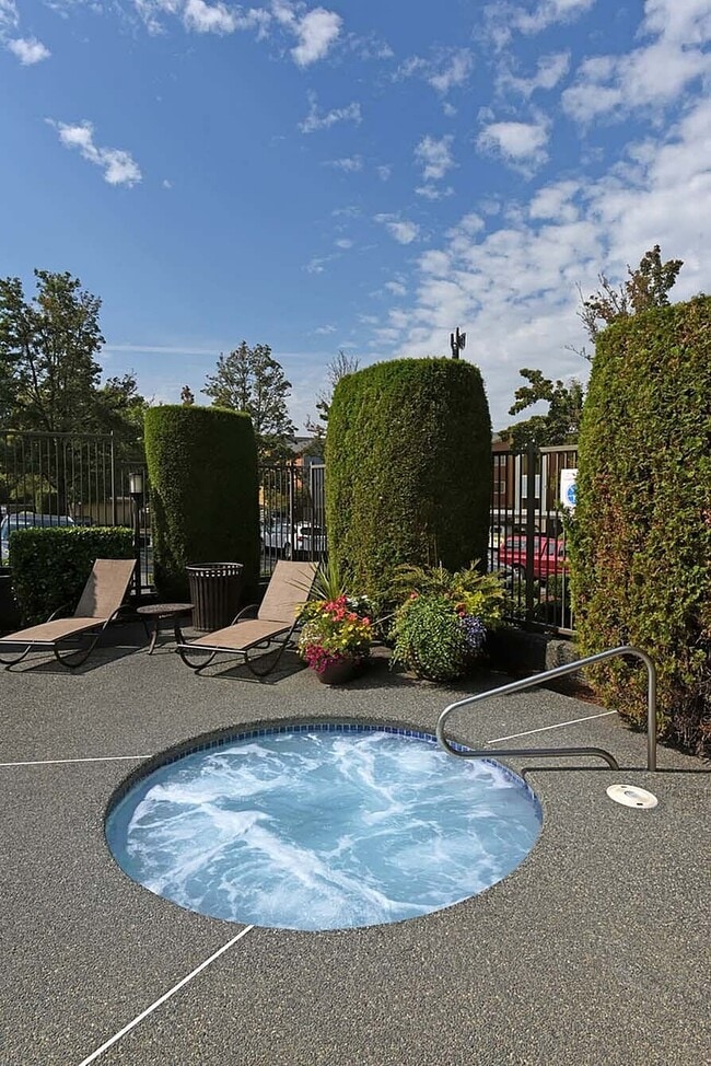 Photo - Waterford Apartments