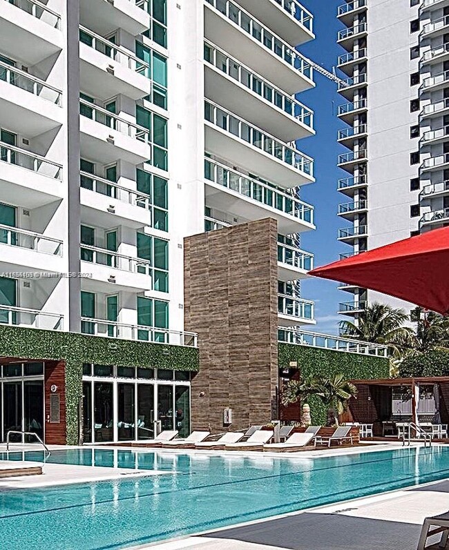 Photo - 1080 Brickell Ave Condominio