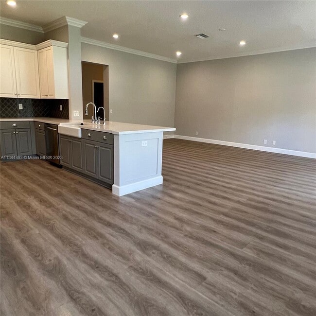 Photo - 4118 Laurel Ridge Cir