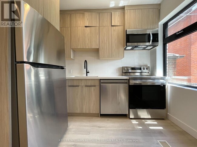 Photo - 1821 Davenport Rd