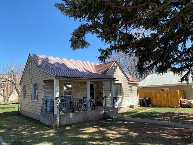 Building Photo - Quiet Corner Lot with Large Backyard Rental