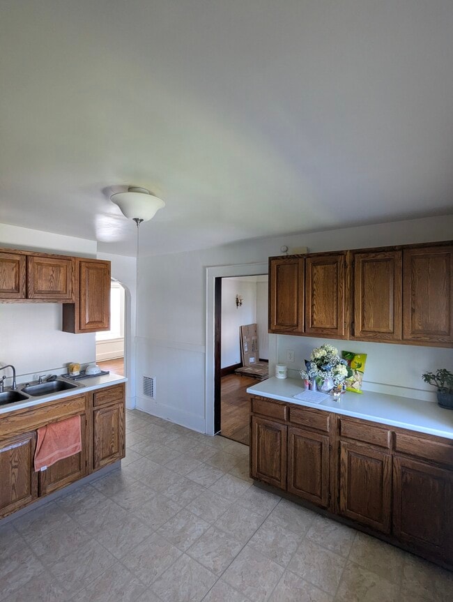 Photo - 534 Kenwick Dr Unit 534 Kenwick Upper