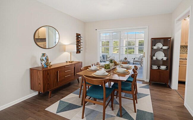 1022 Queen Ann Dr