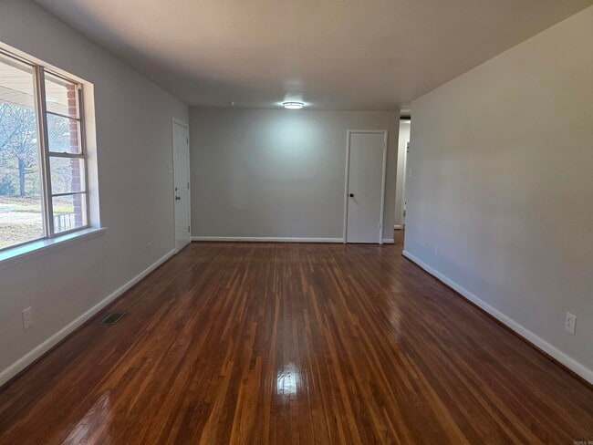 Photo - 15 Cliffwood Cir