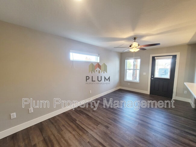 Photo - 1611 Montana St Unit #102
